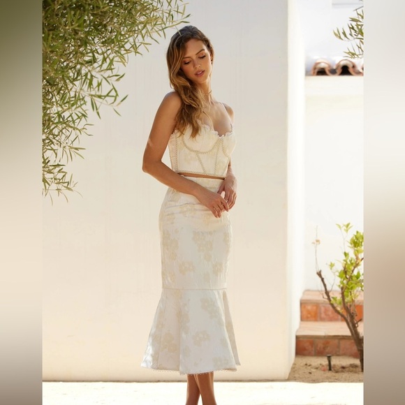 V. Chapman Woman’s Floral Skirt Size 0 - Picture 1 of 5